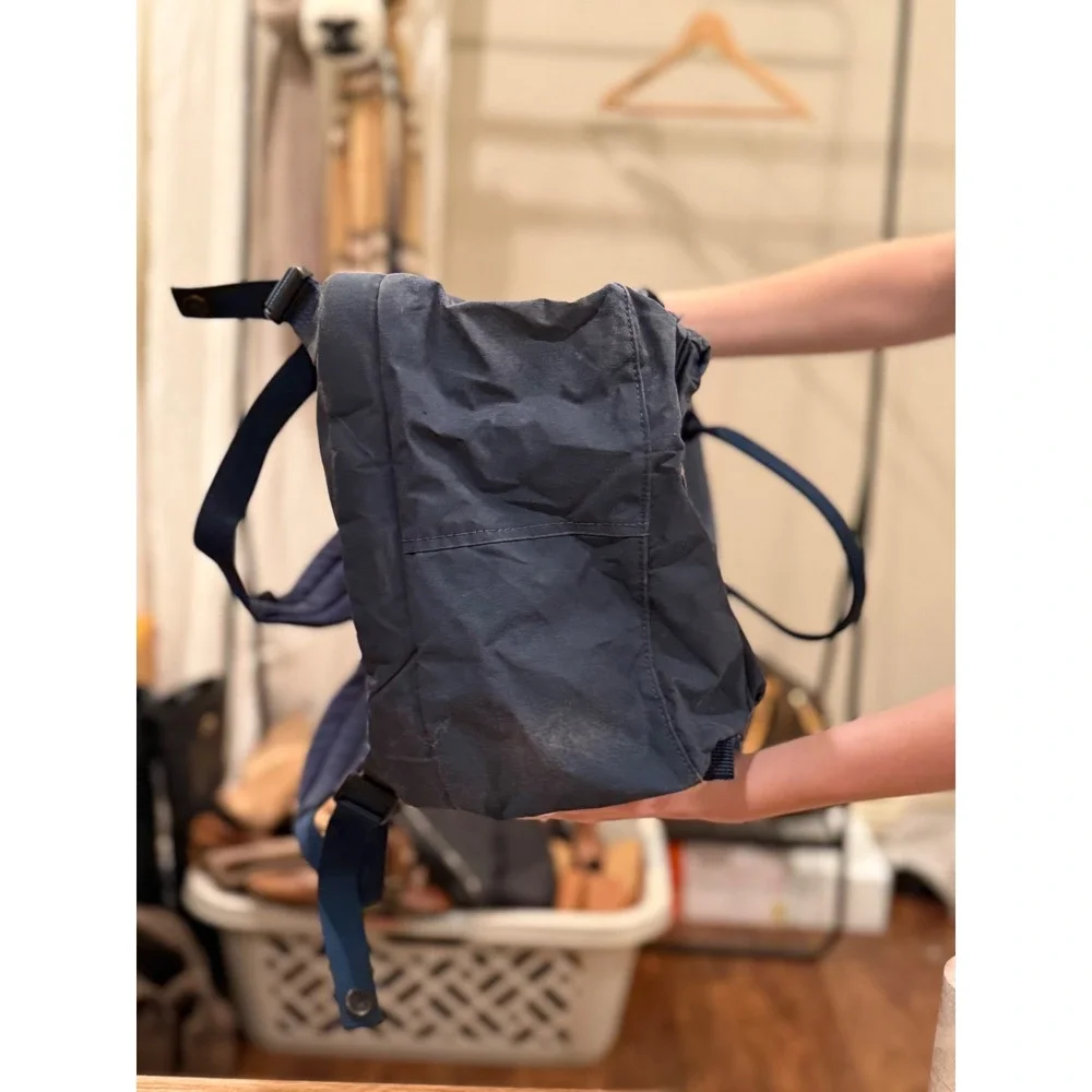 Fjallraven Kanken Classic Backpack Navy Blue Durable Water Resistant Bag